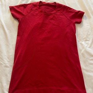 Lululemon Swiftly Tech Short Sleeve Shirt in Red — Size 8